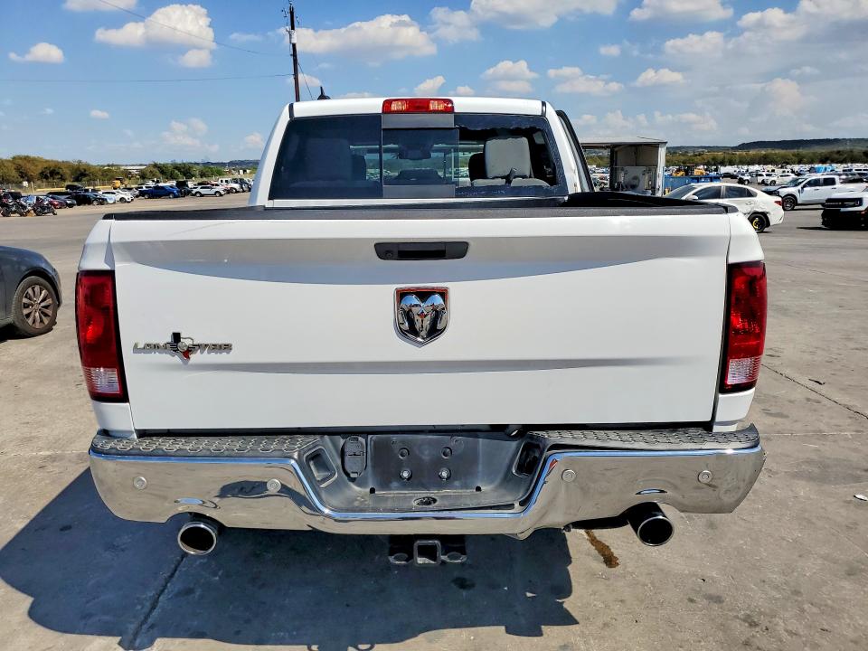 70105366 :رقم المزاد ، 1C6RR6LT7KS564216 vin ، 2019 Ram 1500 Classic مزاد بيع