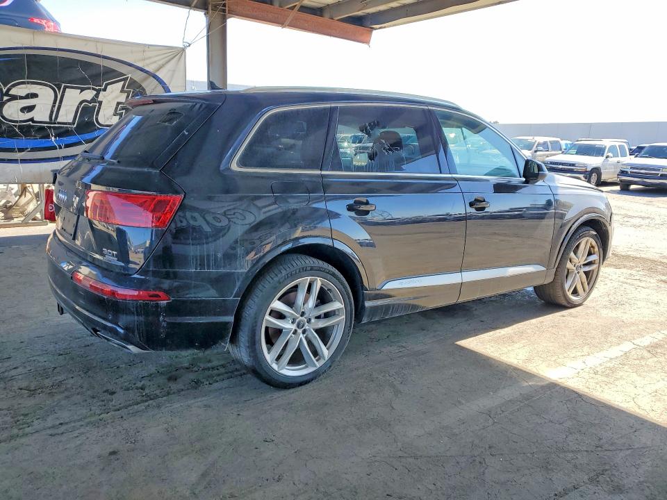 Aukcja sprzedaży 2017 Audi Q7, vin: WA1VAAF78HD012778, numer aukcji: 68131336