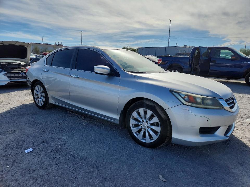 Aukcja sprzedaży 2014 Honda Accord, vin: 1HGCR2F32EA006028, numer aukcji: 70438426