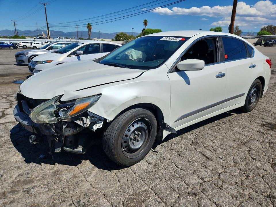 Продажа на аукционе авто 2016 Nissan Altima, vin: 1N4AL3AP8GN316533, номер лота: 68299636