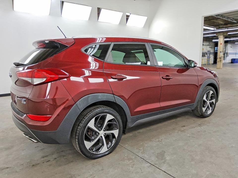 2016 Hyundai Tucson მანქანა იყიდება აუქციონზე, vin: KM8J3CA2XGU093105, აუქციონის ნომერი: 66049336