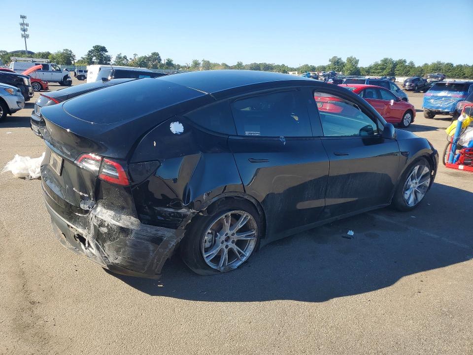 68841306 :رقم المزاد ، 7SAYGDEE7PA178753 vin ، 2023 Tesla Model Y مزاد بيع