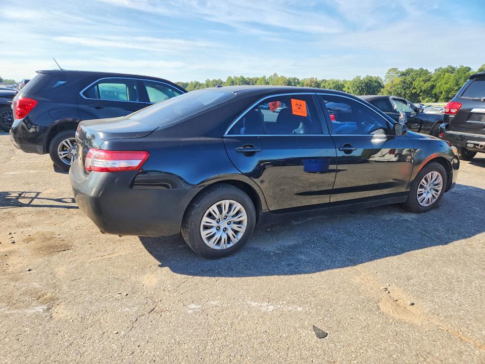 70112306 :رقم المزاد ، 4T1BF3EKXAU089813 vin ، 2010 Toyota Camry مزاد بيع