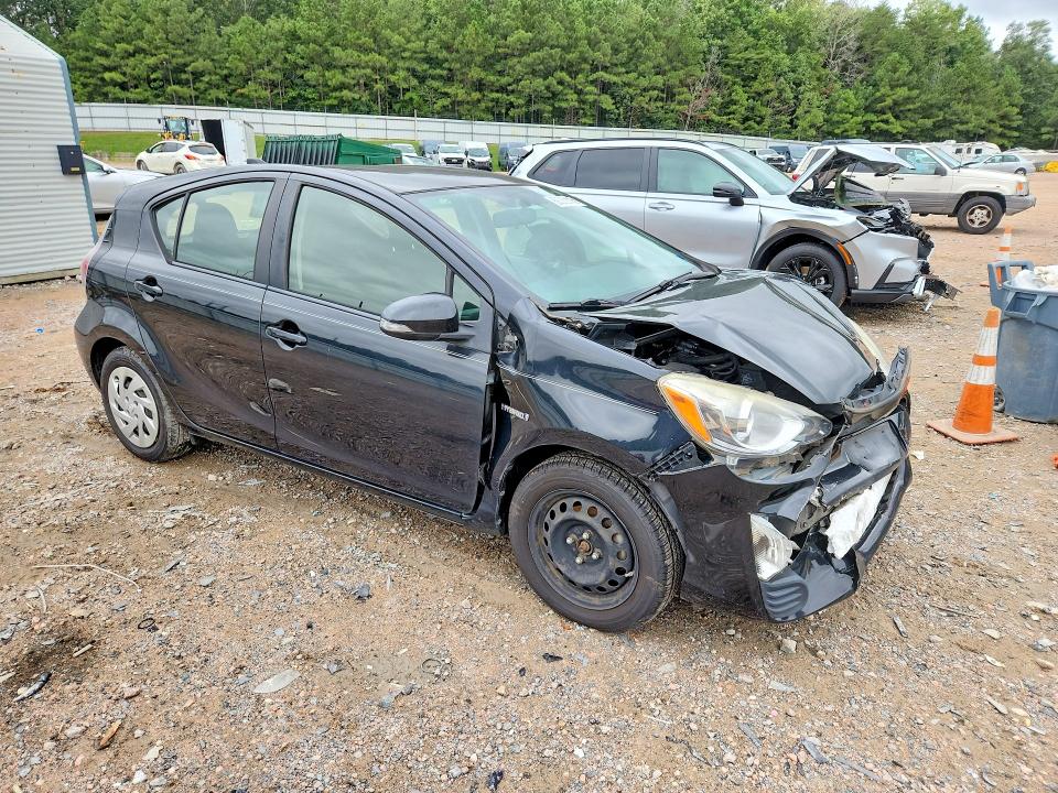 68382116 :رقم المزاد ، JTDKDTB35G1137302 vin ، 2016 Toyota Prius C مزاد بيع