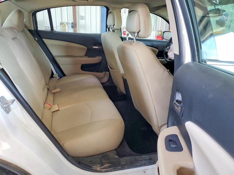 67833656 :رقم المزاد ، 1C3BC1FB1BN562305 vin ، 2011 Chrysler 200 مزاد بيع
