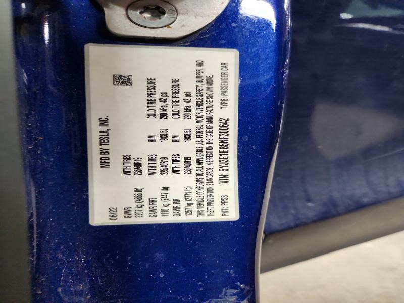 69352076 :رقم المزاد ، 5YJ3E1EB5NF300642 vin ، 2022 Tesla Model 3 مزاد بيع