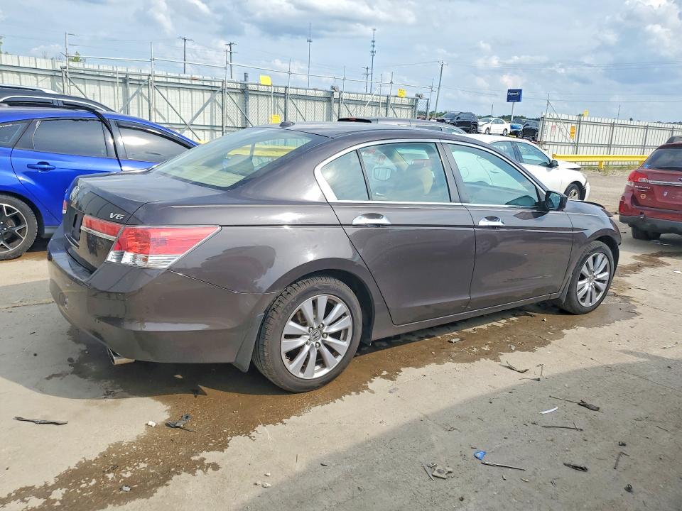 Продажа на аукционе авто 2011 Honda Accord, vin: 1HGCP3F83BA017025, номер лота: 67791826