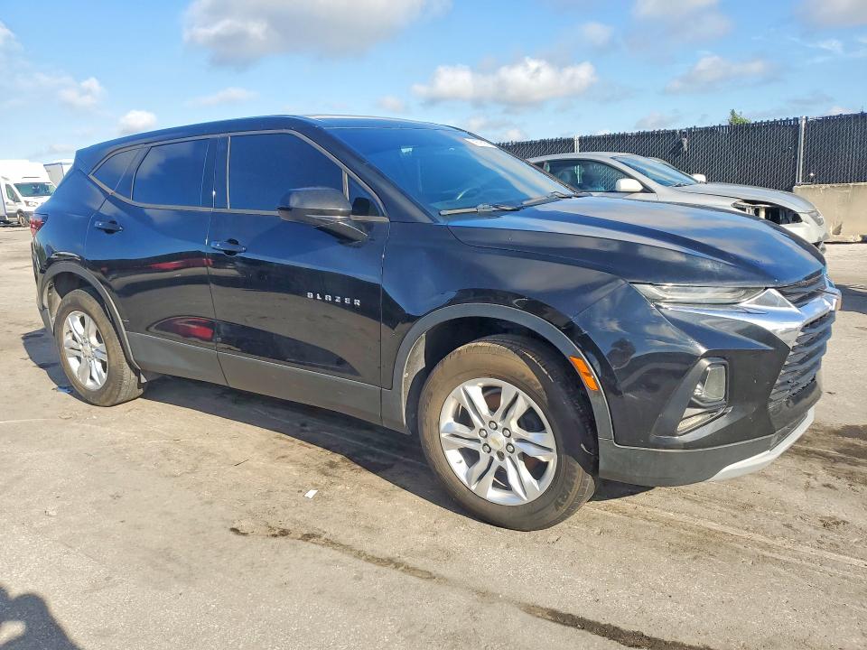 69796936 :رقم المزاد ، 3GNKBCR41LS680828 vin ، 2020 Chevrolet Blazer مزاد بيع