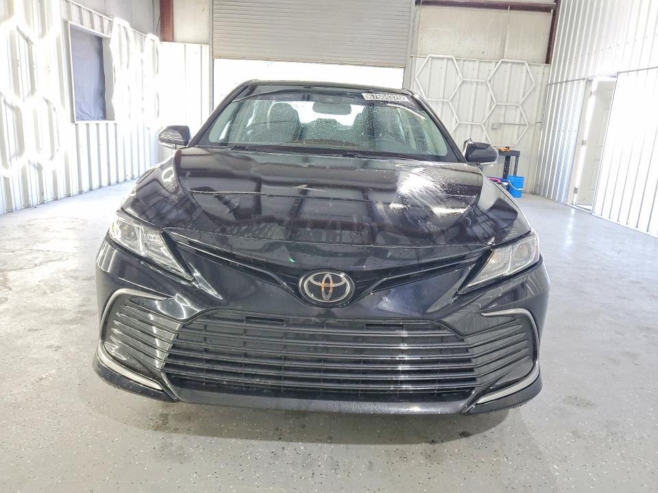 67604326 :رقم المزاد ، 4T1R11AKXRU910847 vin ، 2024 Toyota Camry مزاد بيع