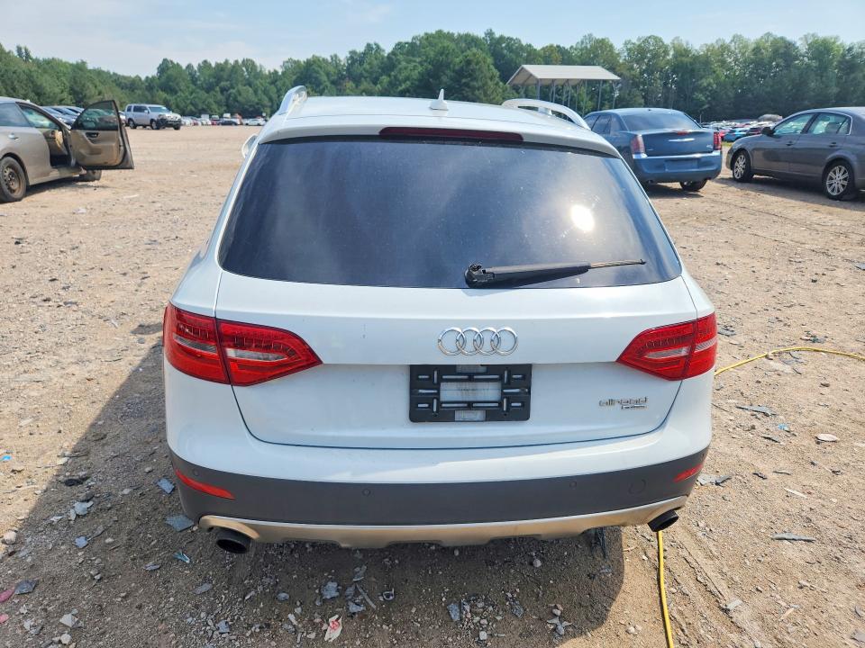 Продажа на аукционе авто 2015 Audi A4 Allroad, vin: WA1UFAFL4FA001589, номер лота: 67658946