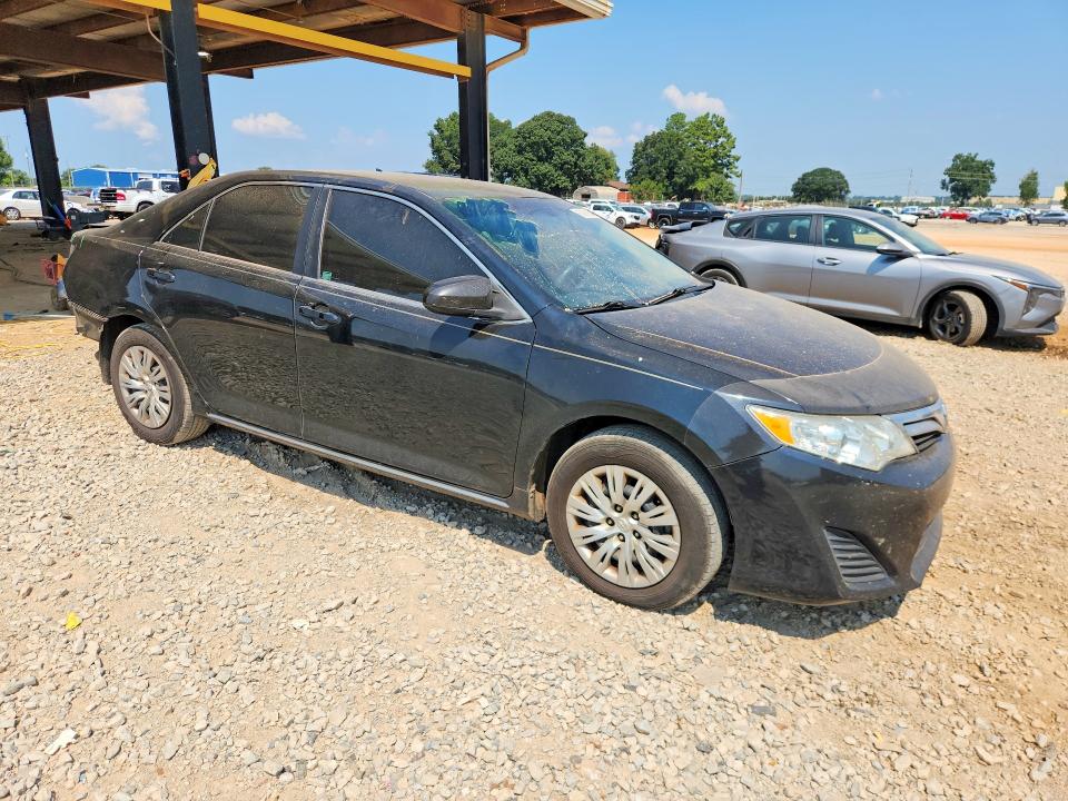 67678046 :رقم المزاد ، 4T1BF1FKXDU245730 vin ، 2013 Toyota Camry مزاد بيع
