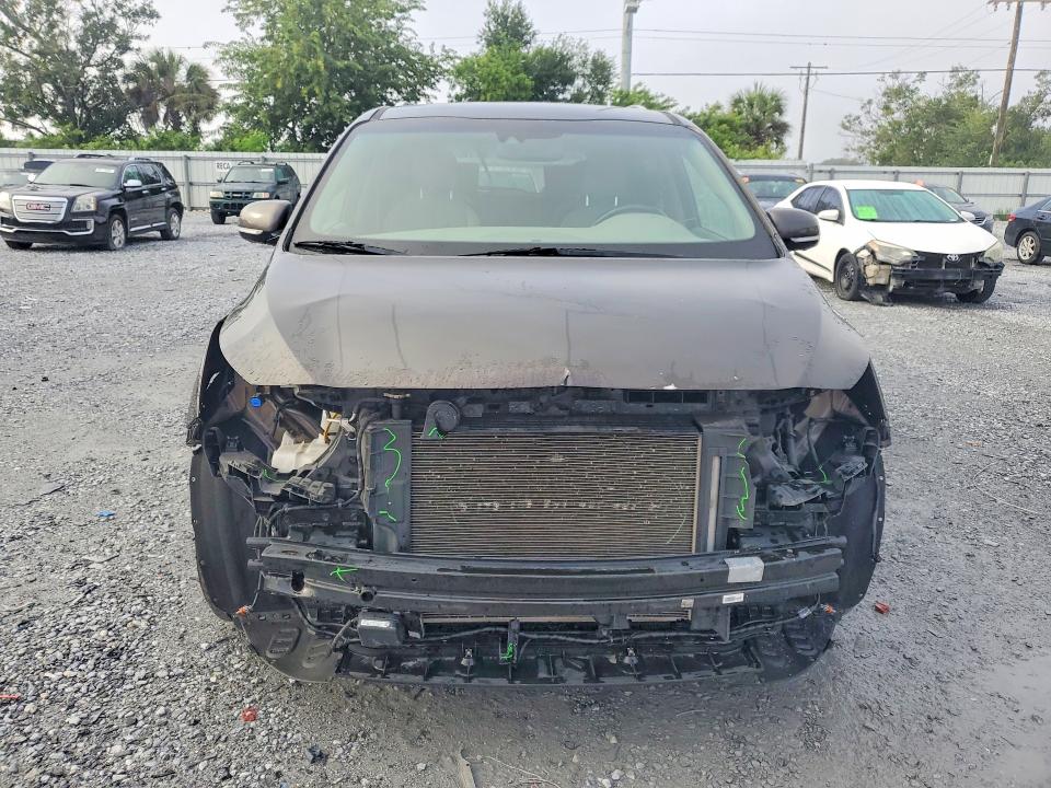 2017 Kia Sedona მანქანა იყიდება აუქციონზე, vin: KNDME5C19H6274374, აუქციონის ნომერი: 67336496