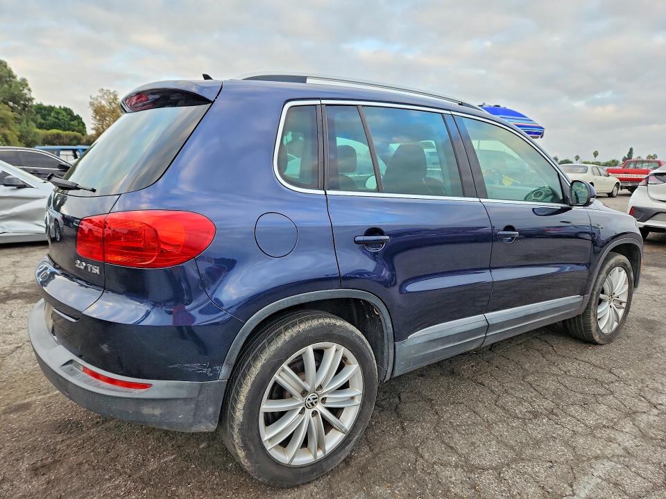 69159596 :رقم المزاد ، WVGAV7AX2CW518117 vin ، 2012 Volkswagen Tiguan مزاد بيع
