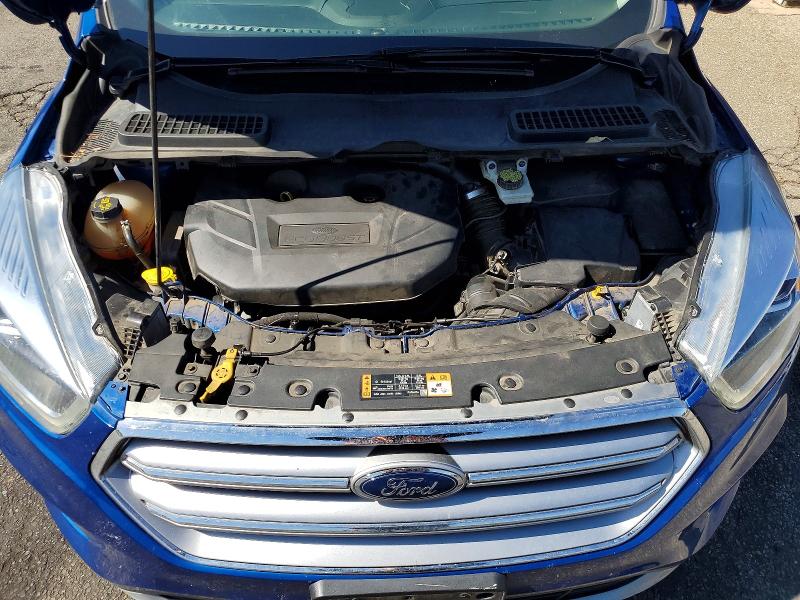 2017 Ford Escape მანქანა იყიდება აუქციონზე, vin: 1FMCU9J95HUB43612, აუქციონის ნომერი: 70292316