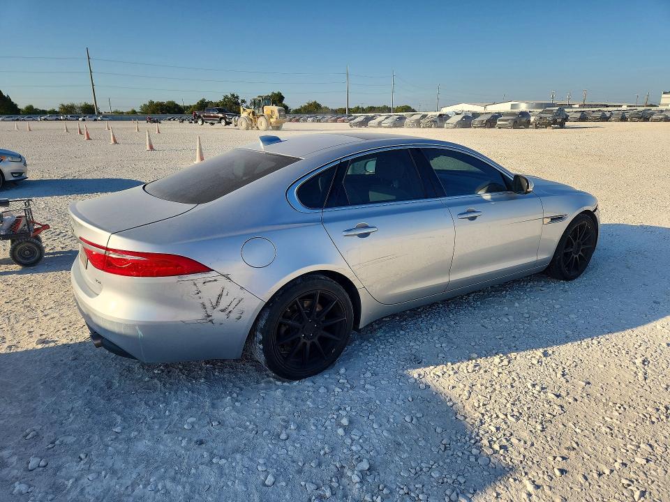 Aukcja sprzedaży 2017 Jaguar Xf, vin: SAJBD4BV3HCY46888, numer aukcji: 69632296