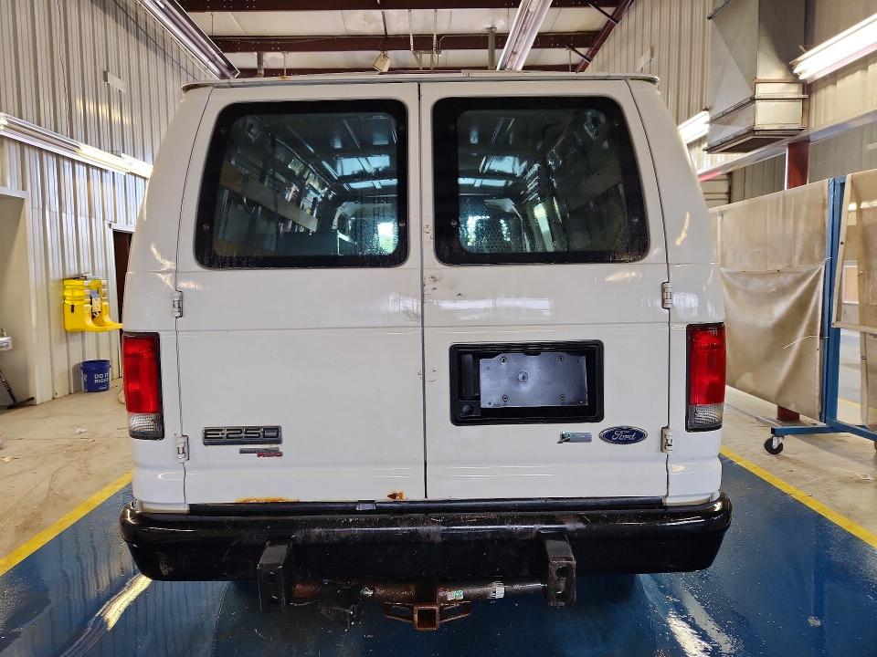 67456756 :رقم المزاد ، 1FTNE2EW3EDA54702 vin ، 2014 Ford Econoline مزاد بيع