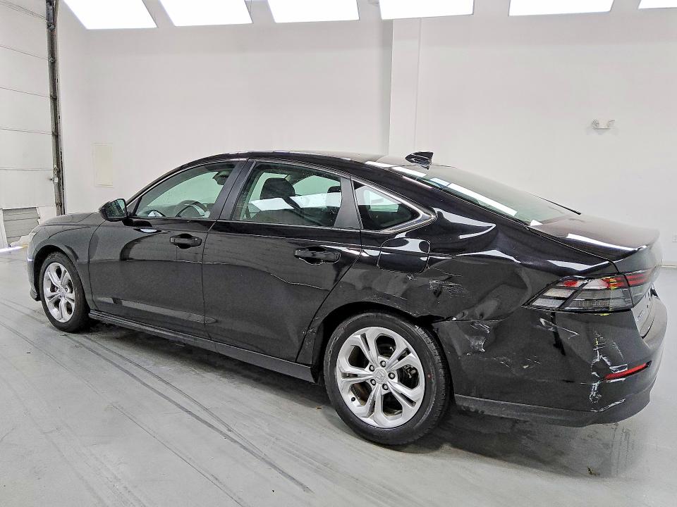 2025 Honda Accord მანქანა იყიდება აუქციონზე, vin: 1HGCY1F27SA082926, აუქციონის ნომერი: 70138876