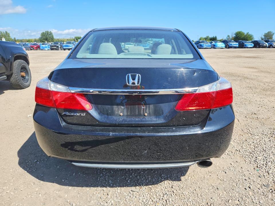 68699086 :رقم المزاد ، 1HGCR2F36FA804579 vin ، 2015 Honda Accord مزاد بيع