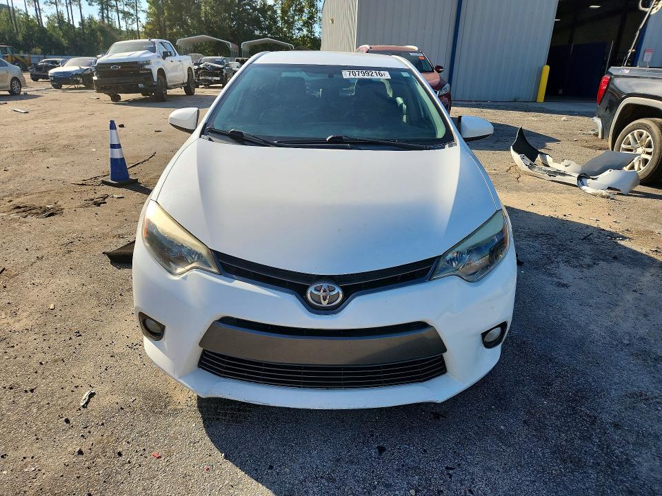 70799216 :رقم المزاد ، 2T1BURHE7FC312915 vin ، 2015 Toyota Corolla مزاد بيع