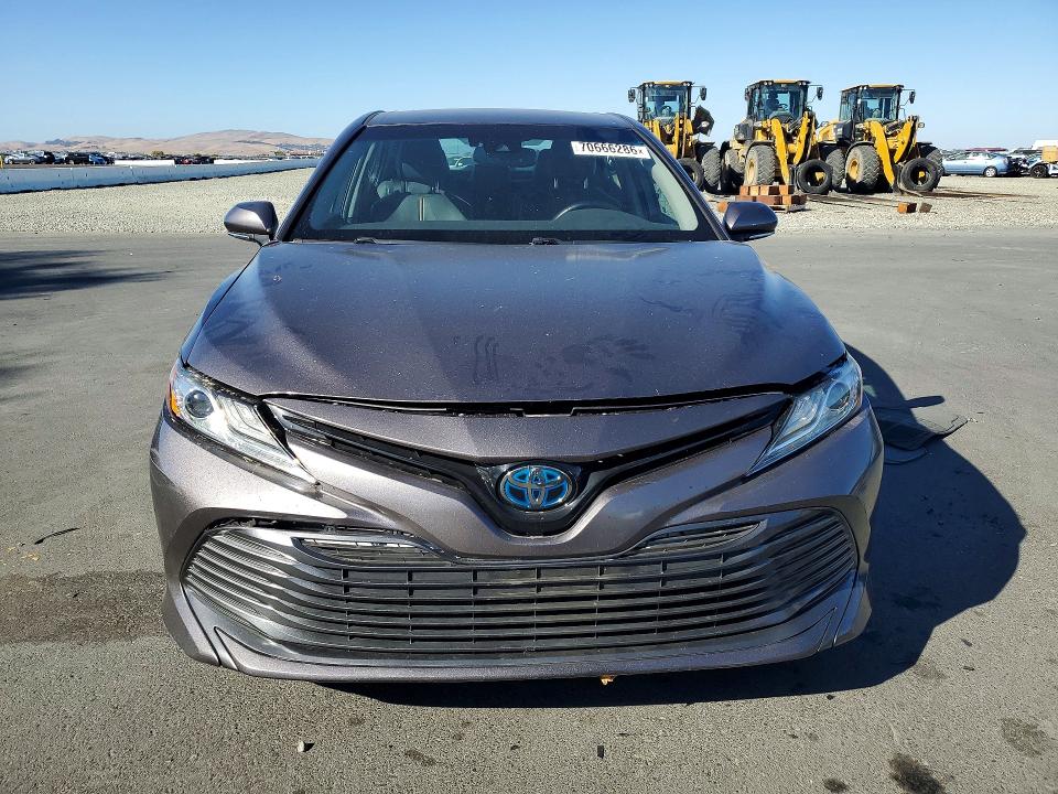 2020 Toyota Camry მანქანა იყიდება აუქციონზე, vin: 4T1F31AKXLU011524, აუქციონის ნომერი: 70666286