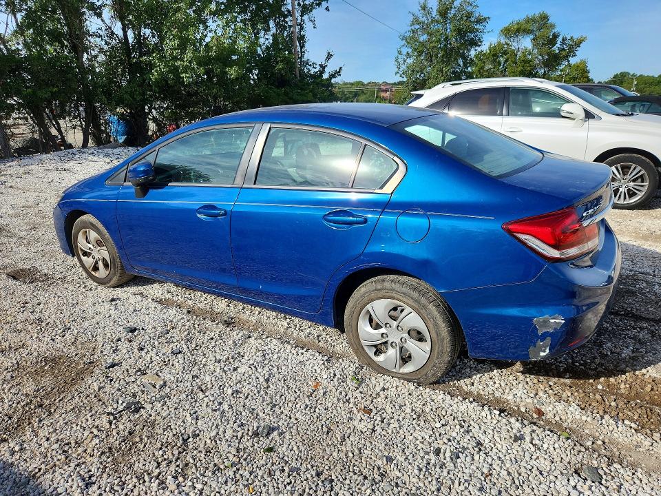 68022686 :رقم المزاد ، 19XFB2F53FE263652 vin ، 2015 Honda Civic مزاد بيع