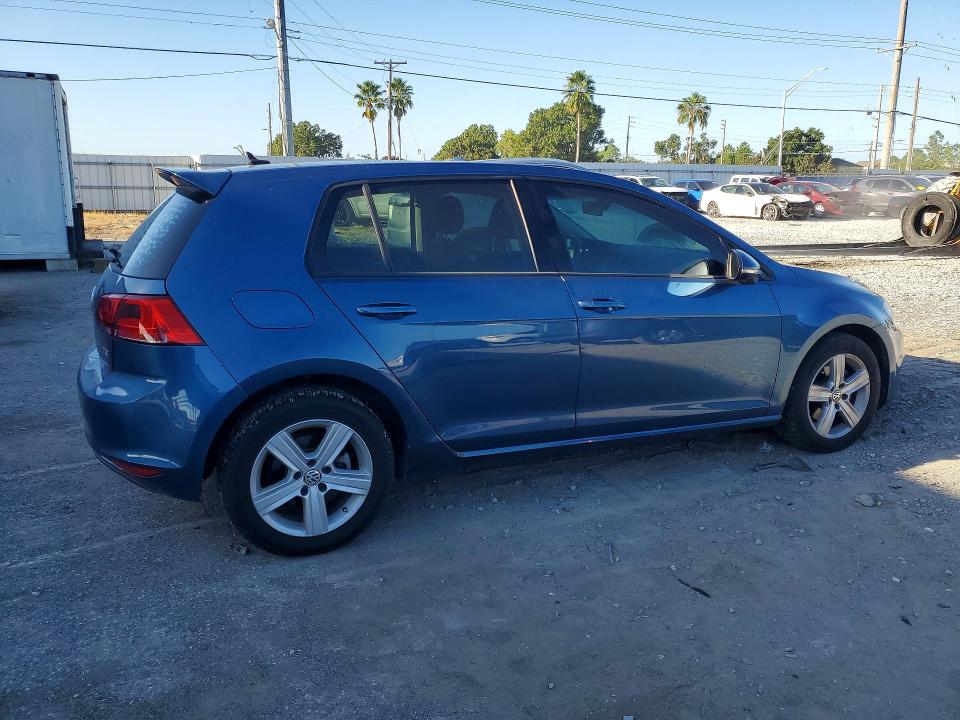 69392196 :رقم المزاد ، 3VW217AUXHM072040 vin ، 2017 Volkswagen Golf مزاد بيع