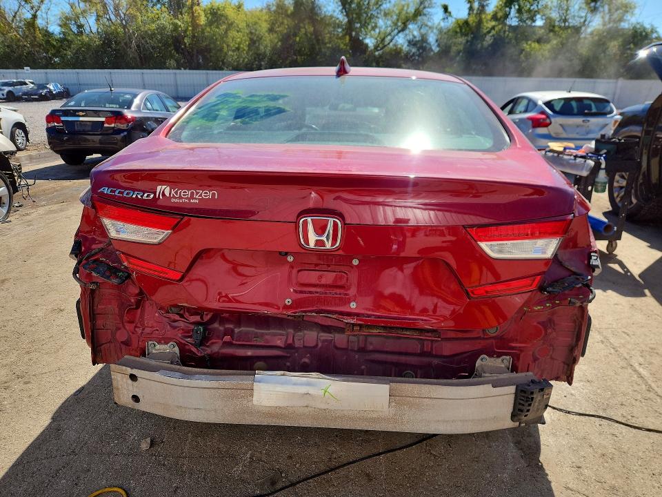 2019 Honda Accord მანქანა იყიდება აუქციონზე, vin: 1HGCV1F15KA071696, აუქციონის ნომერი: 70057956