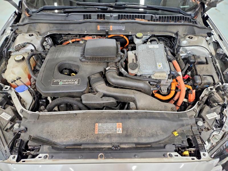 70507056 :رقم المزاد ، 3FA6P0SU9KR157394 vin ، 2019 Ford Fusion مزاد بيع