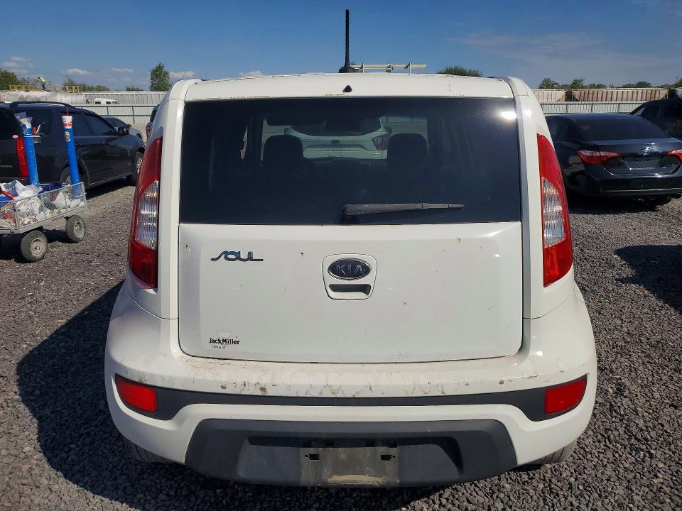 70817986 :رقم المزاد ، KNDJT2A63C7366010 vin ، 2012 Kia Soul مزاد بيع