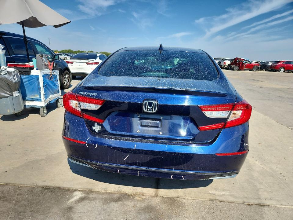 70073106 :رقم المزاد ، 1HGCV1F1XKA011980 vin ، 2019 Honda Accord مزاد بيع