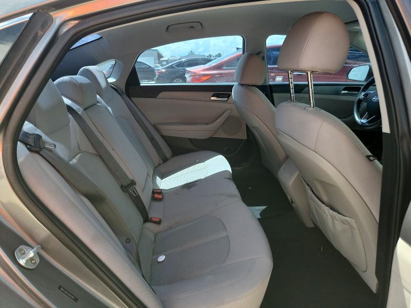 69112016 :رقم المزاد ، 5NPE24AFXJH618411 vin ، 2018 Hyundai Sonata مزاد بيع