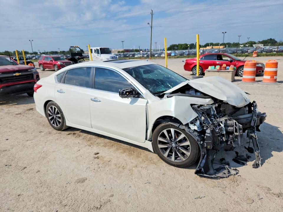 2016 Nissan Altima მანქანა იყიდება აუქციონზე, vin: 1N4AL3APXGC166193, აუქციონის ნომერი: 68063626