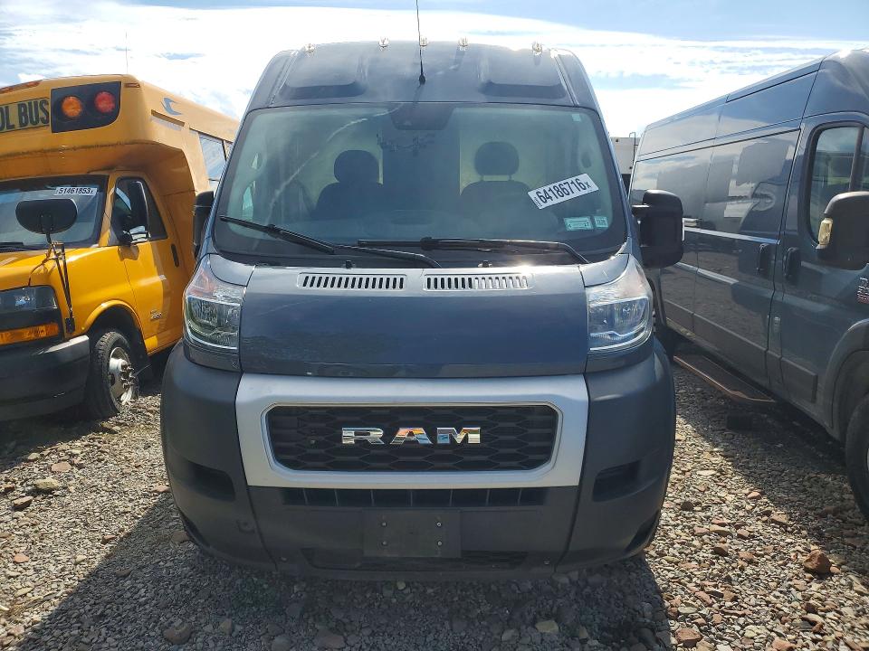 64186716 :رقم المزاد ، 3C6MRVJG6ME541462 vin ، 2021 Ram Promaster 3500 مزاد بيع