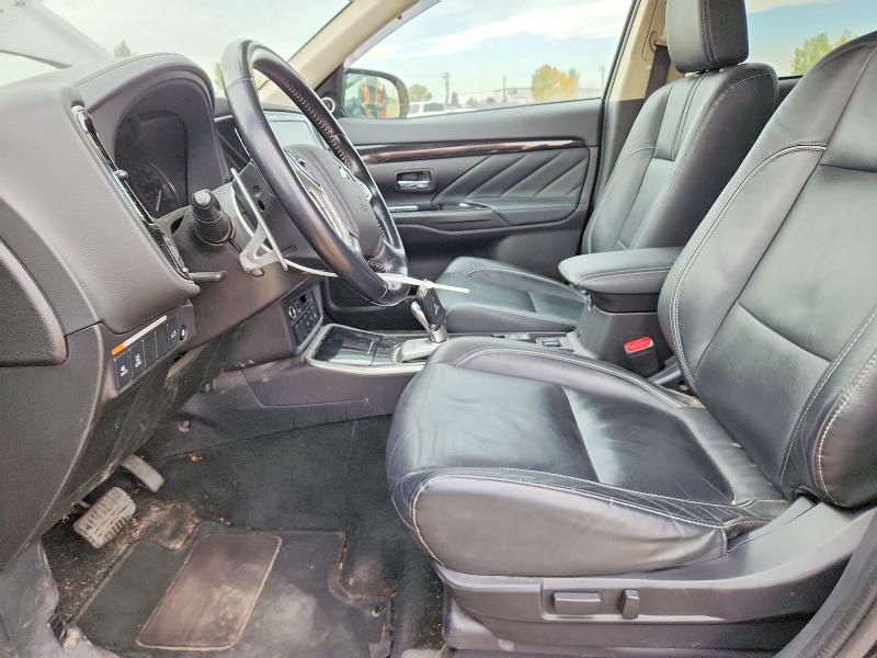 Продажа на аукционе авто 2018 Mitsubishi Outlander, vin: JA4J24A52JZ610957, номер лота: 69820806
