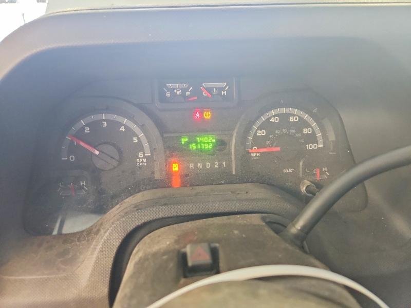 71302606 :رقم المزاد ، 1FTNE2EW3EDA54702 vin ، 2014 Ford Econoline مزاد بيع