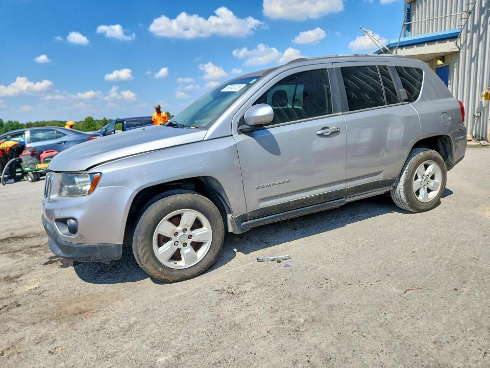 69348726 :رقم المزاد ، 1C4NJCEA1HD151620 vin ، 2017 Jeep Compass مزاد بيع