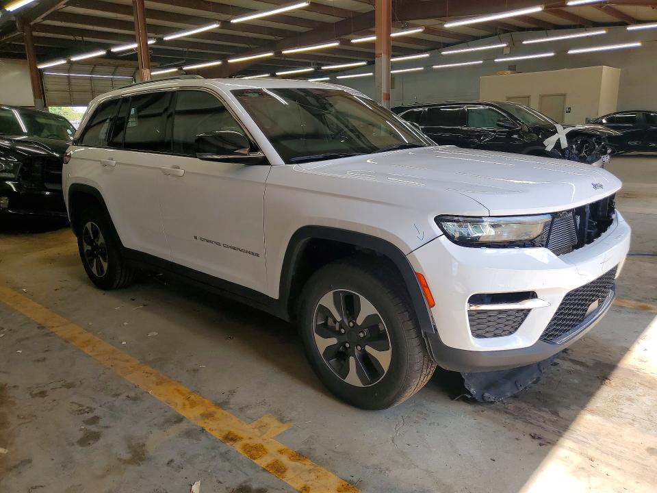 67677016 :رقم المزاد ، 1C4RJYB62RC120558 vin ، 2024 Jeep Grand Cherokee مزاد بيع
