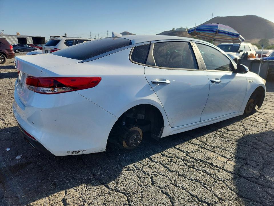 68968866 :رقم المزاد ، 5XXGT4L39JG239677 vin ، 2018 Kia Optima مزاد بيع