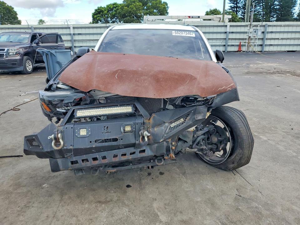 68207346 :رقم المزاد ، 5TFTX4CN5FX060248 vin ، 2015 Toyota Tacoma مزاد بيع