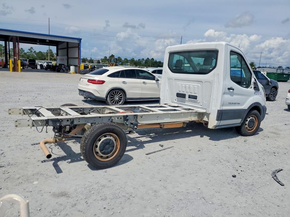 70108986 :رقم المزاد ، 1FDBW5Z85MKA80057 vin ، 2021 Ford Transit مزاد بيع
