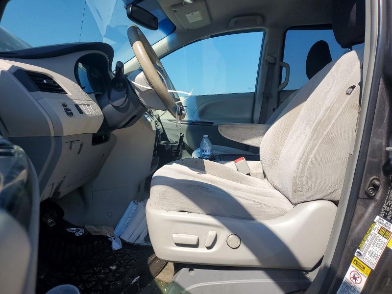 67783296 :رقم المزاد ، 5TDKK3DC4ES436301 vin ، 2014 Toyota Sienna مزاد بيع
