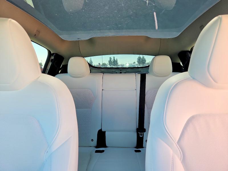 Продаж на аукціоні авто 2026 Tesla Model Y, vin: 7SAYGDED8TF520117, номер лоту: 69523276