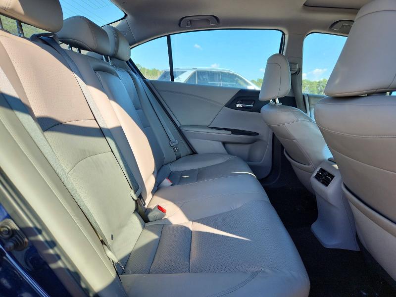 Auction sale of the 2016 Honda Accord, vin: 1HGCR3F82GA008169, lot number: 69095966