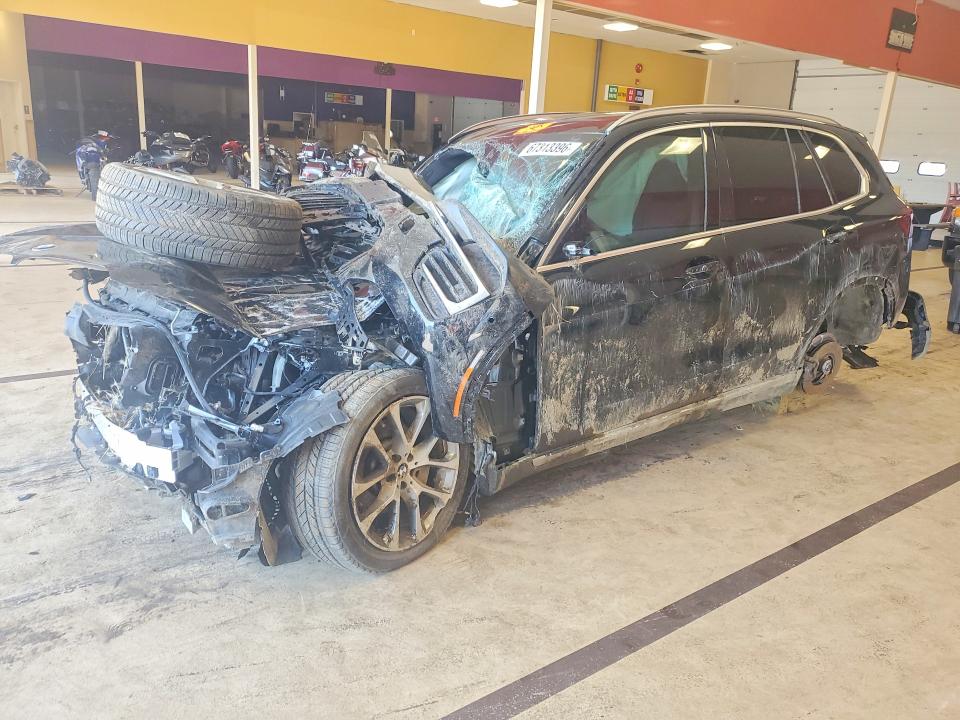 67313396 :رقم المزاد ، 5UXCR6C01N9K10707 vin ، 2022 Bmw X5 مزاد بيع