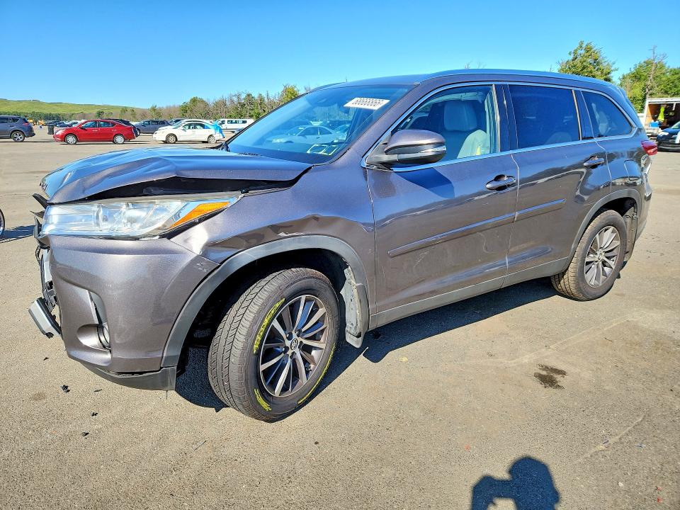 Продаж на аукціоні авто 2019 Toyota Highlander, vin: 5TDJZRFH8KS566113, номер лоту: 68668866