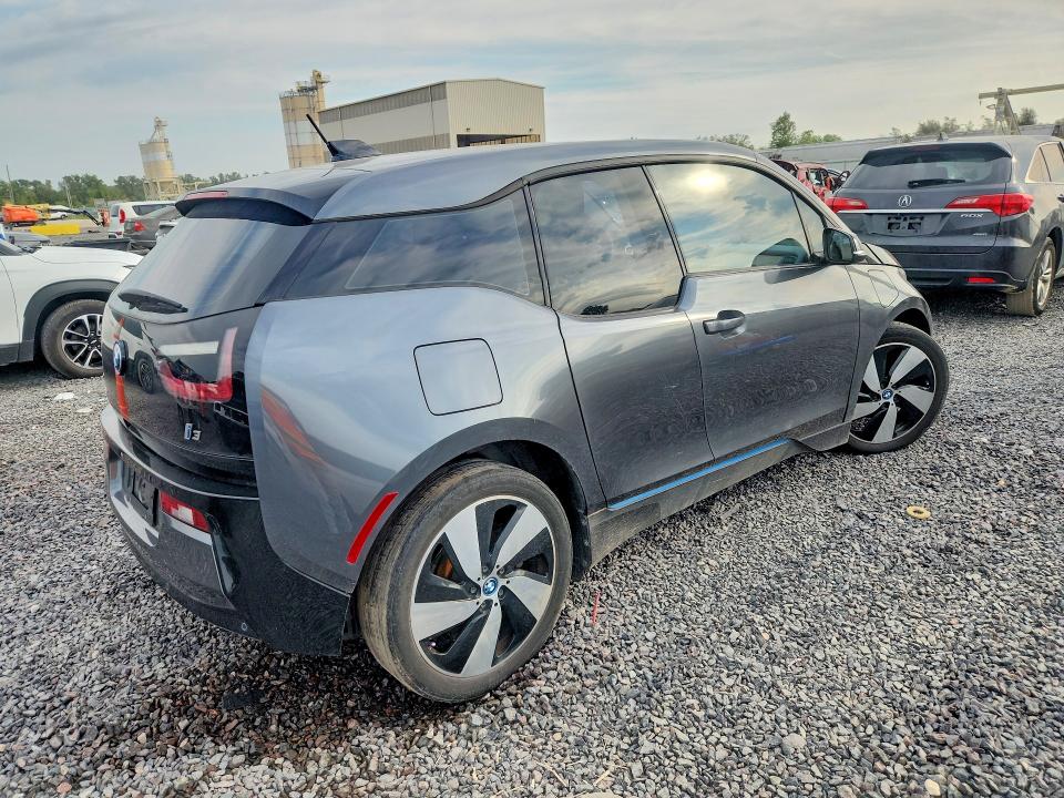 70617856 :رقم المزاد ، WBY1Z4C5XGV506357 vin ، 2016 Bmw I3 مزاد بيع