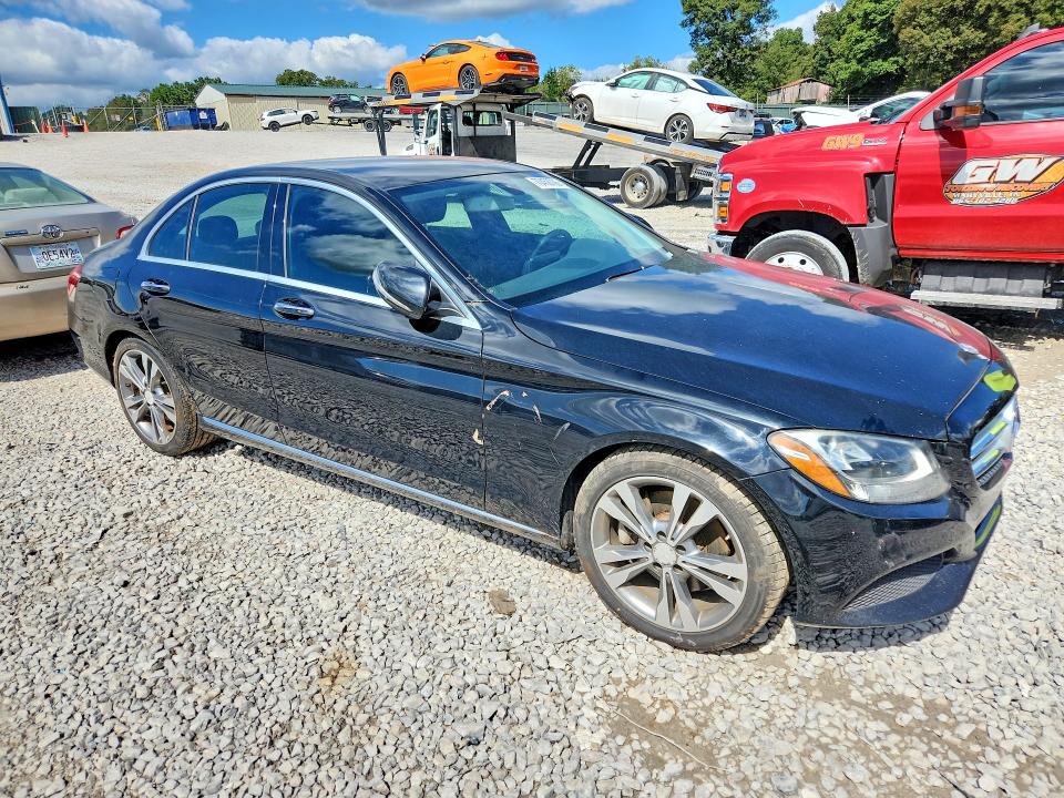 70458706 :رقم المزاد ، 55SWF4JB6GU168560 vin ، 2016 Mercedes-benz C مزاد بيع