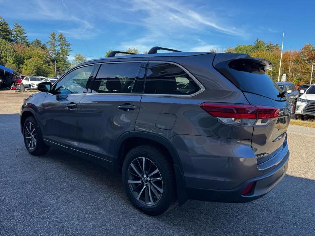 70469566 :رقم المزاد ، 5TDJZRFH1HS509082 vin ، 2017 Toyota Highlander مزاد بيع