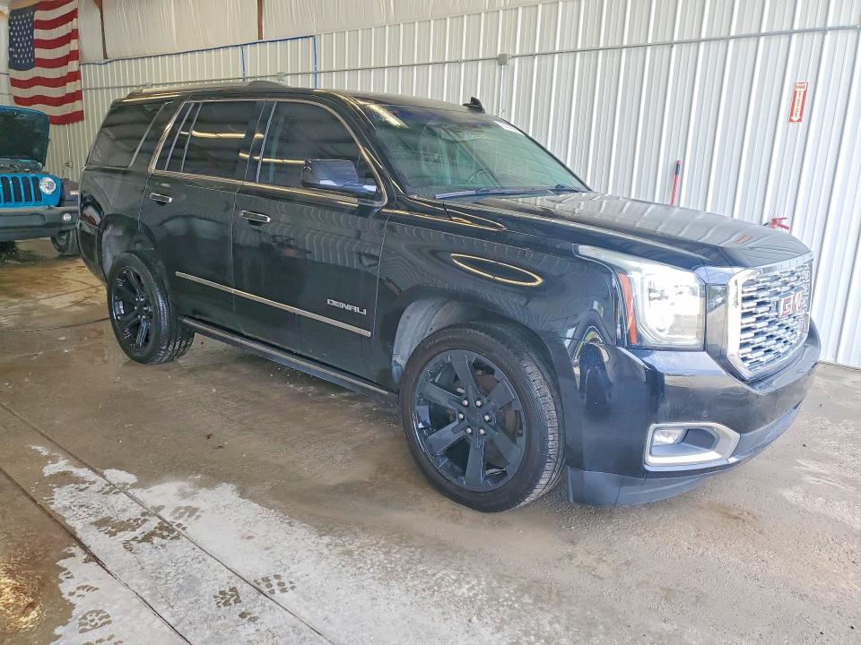 70167396 :رقم المزاد ، 1GKS2CKJ9JR260537 vin ، 2018 Gmc Yukon مزاد بيع