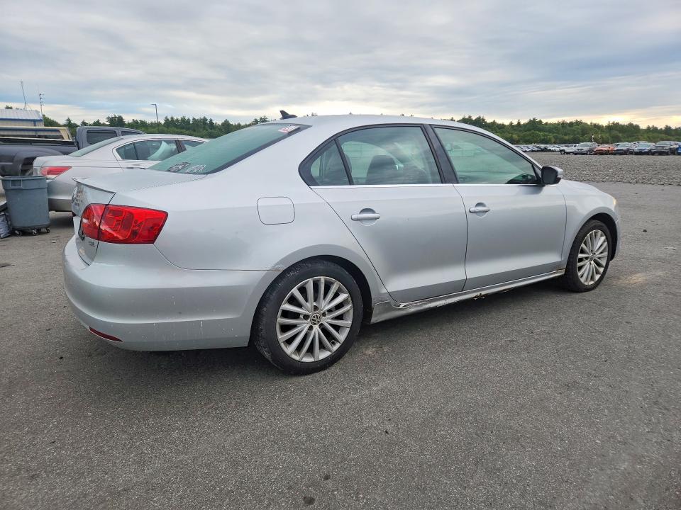 Auction sale of the 2014 Volkswagen Jetta, vin: 3VWL17AJ3EM410951, lot number: 68784726